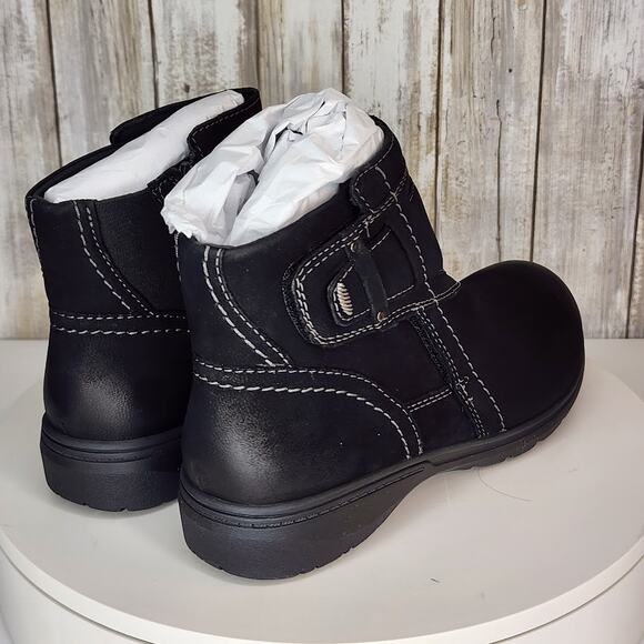 Clarks Women's Carleigh Style Black Nubuck Ankle Boots - Size 8 M - Picture 3 of 11